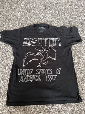 Led Zeppelin Black Graphic Short-Sleeve Tee